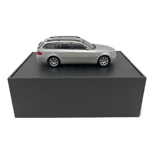 BMW 5ER TOURING ミニカー