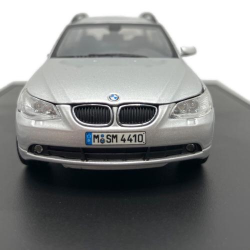 BMW 5ER TOURING ミニカー