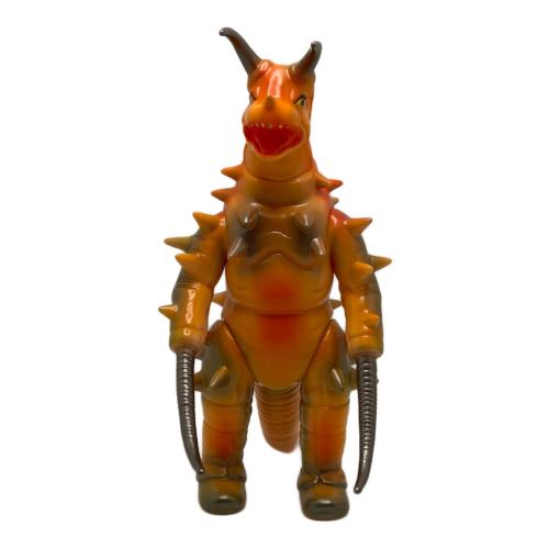 ブルマァク 地底怪獣グドン