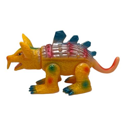 ブルマァク 鼠怪獣ロボネズ