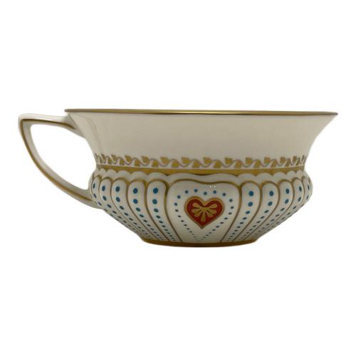 Wedgwood (ウェッジウッド) カップ&ソーサー QUEEN OF HEARTS