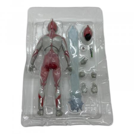 S.H.Figuarts (エス・エイチ・フィギュアーツ) ウルトラマン ゾフィー