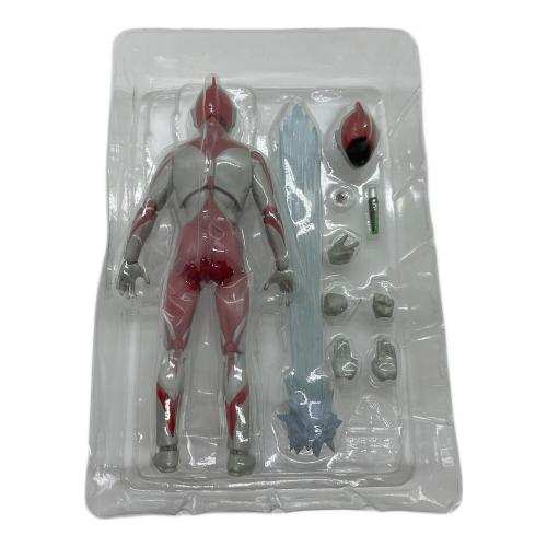 S.H.Figuarts (エス・エイチ・フィギュアーツ) ウルトラマン　ゾフィー