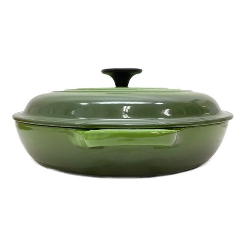 LE CREUSET (ルクルーゼ) オーバル グリーン