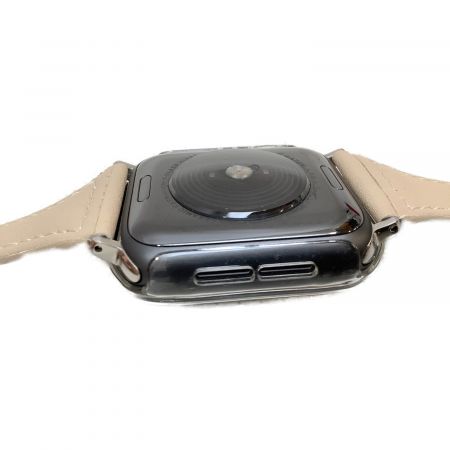 Apple (アップル) Apple Watch Nike SE MKQ33J/A GPSモデル ケースサイズ:40㎜ 〇 バッテリー:Aランク(99%) HP1GR0YVQ1N1