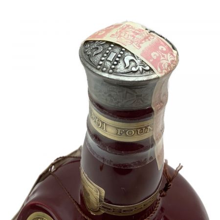 ロイヤルサルート (ROYAL SALUTE) スコッチ 赤陶器ボトル 700ml 21年 未開封