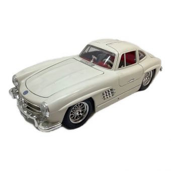 burago (ブラーゴ) モデルカー 1/18MERCEDES 300SL1954