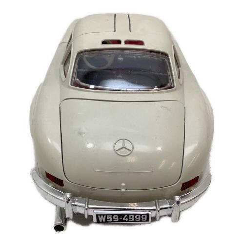 burago (ブラーゴ) モデルカー 1/18MERCEDES 300SL1954