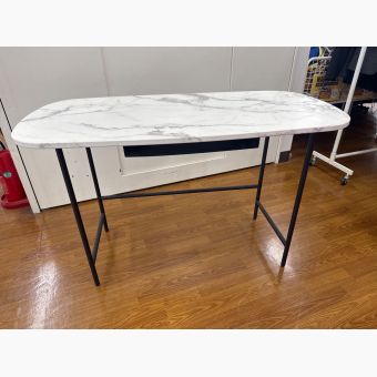 Moda en Casa (モーダエンカーサ) カプセルデスク