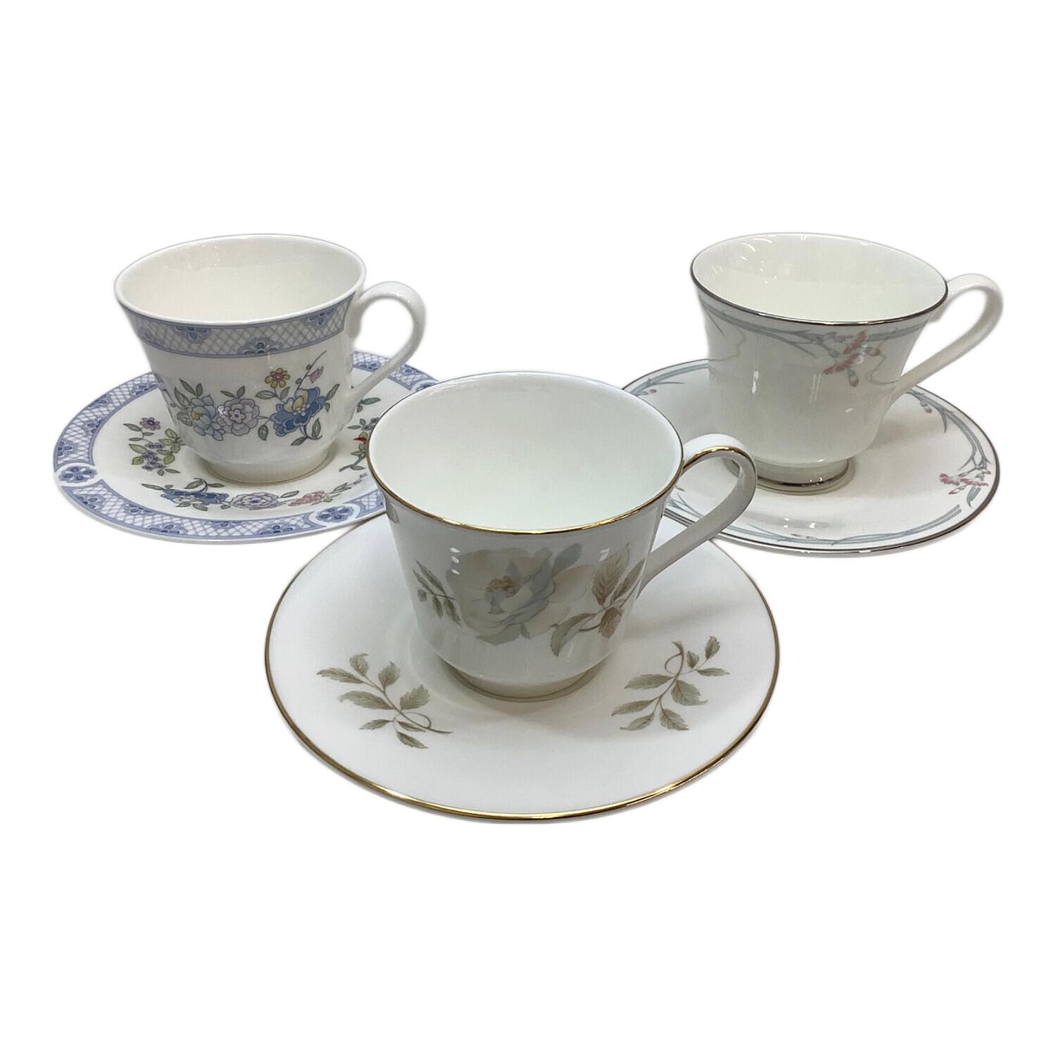 ROYAL DOULTON (ロイヤルドルトン) カップ&ソーサー 3Pセット