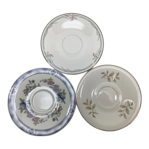 ROYAL DOULTON (ロイヤルドルトン) カップ&ソーサー 3Pセット