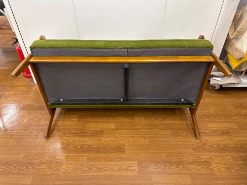 カリモク60 (カリモクロクマル) Kチェア2シーター モケットグリーン