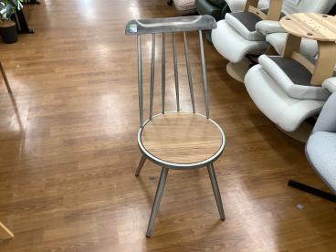 お花❗️オステルゴー　チェア　ジャンク品 お花❗️オステルゴー チェア ジャンク品 お花❗️オステルゴー チェア