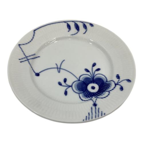 ROYAL COPENHAGEN (ロイヤル・コペンハーゲン) プレート 17cm ブルーフルーテッド・メガ
