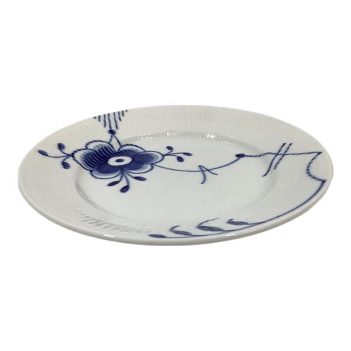 ROYAL COPENHAGEN (ロイヤル・コペンハーゲン) プレート 17cm ブルーフルーテッド・メガ