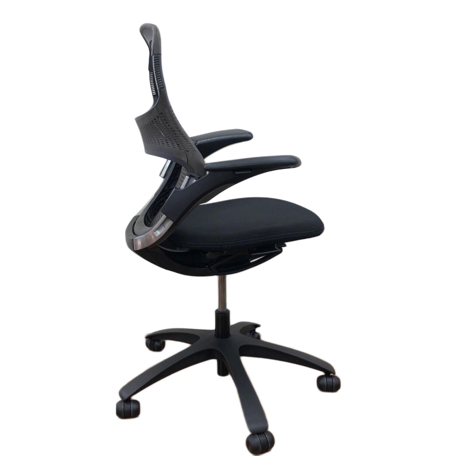 Knoll (ノル) オフィスチェア ブラック GENU09 ジェネレーション