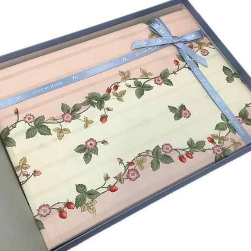 Wedgwood (ウェッジウッド) テーブルクロス 130cm x 170cm ワイルドストロベリー13