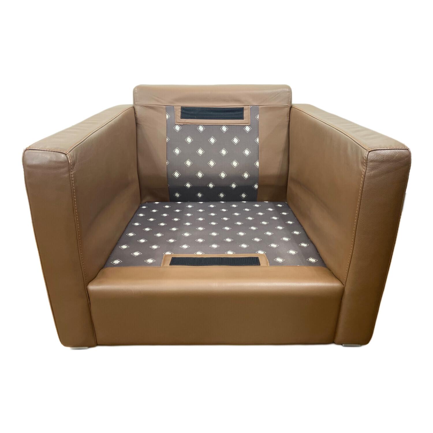 美品★ACTUS アクタス　ダイニングチェア　1人用ソファ ACTUS (アクタス) 1人掛けソファー ブラウン｜トレファクONLINE