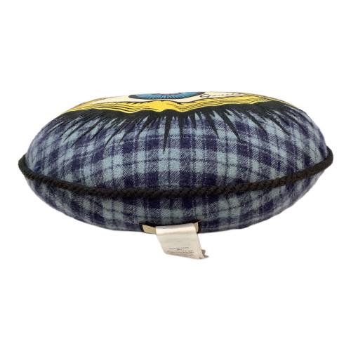 GUCCI (グッチ) 刺繍クッション 50×36xm