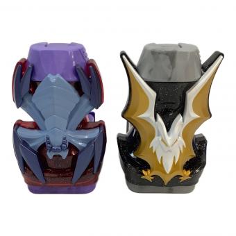 仮面ライダーリバイス (カメンライダーリバイス) DXジャイアントスパイダーバイスタンプ&メガバットバイスタンプ 仮面ライダー