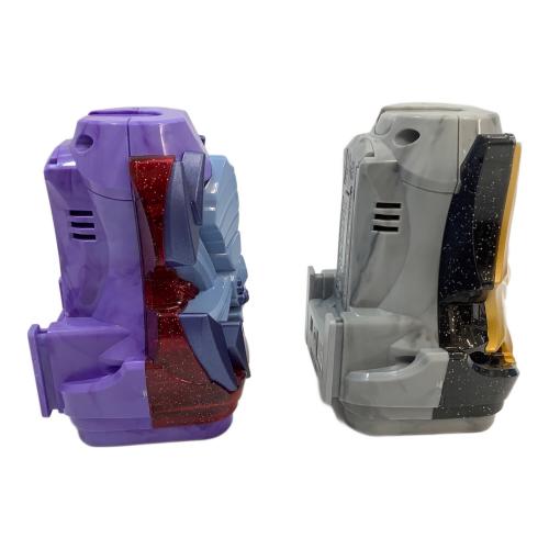 仮面ライダーリバイス (カメンライダーリバイス) DXジャイアントスパイダーバイスタンプ&メガバットバイスタンプ 仮面ライダー