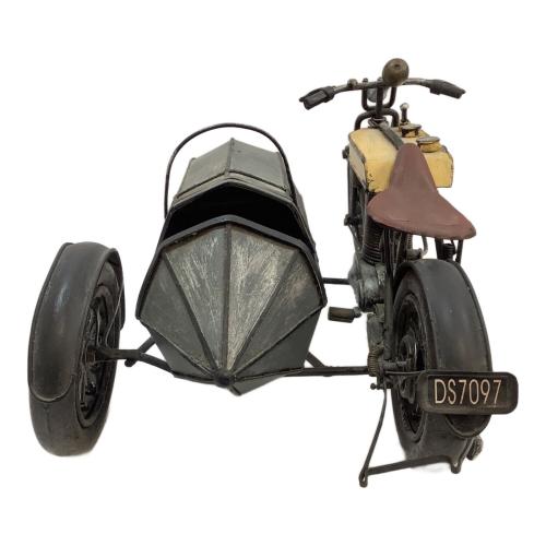 置物 ブリキ サイドカー付きバイク