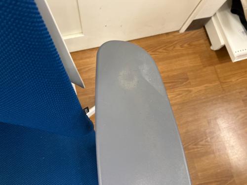 KOKUYO (コクヨ) ワークチェアー ブルー×ホワイト DUORA