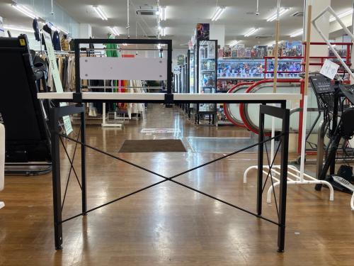 ニトリ デスク サーヤ ホワイト サーヤ