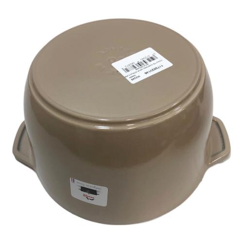 Staub (ストウブ) 両手鍋 ラ・ココット de GOHAN L ベージュ