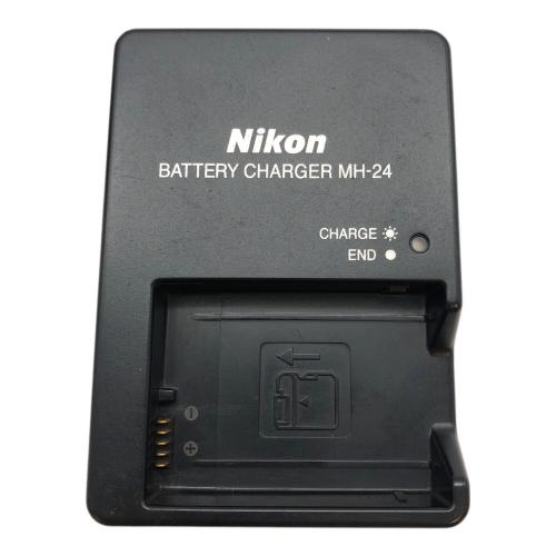 Nikon (ニコン) デジタル一眼レフカメラ D3100 レンズキット