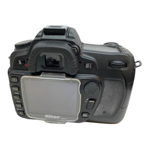 Nikon (ニコン) デジタル一眼レフカメラ D80 AF-S DX18-135G