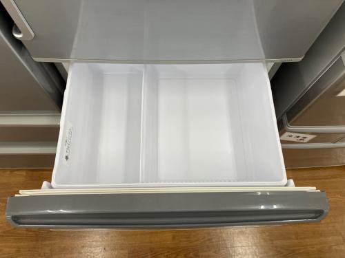 AQUA (アクア) 4ドア冷蔵庫 AQR-361E 2016年製 ヘコミ有、トレイ一点欠品 355L