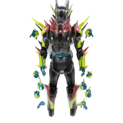 仮面ライダーリバイス (カメンライダーリバイス) フィギュア　S.H.Figuarts
