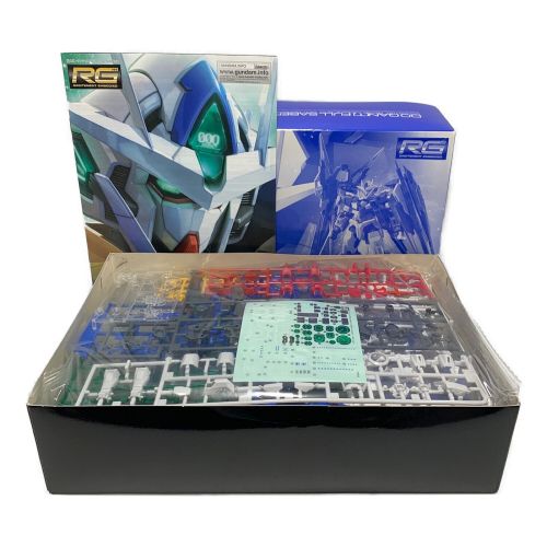 機動戦士ガンダムOO 1/144スケールプラモデル ダブルオークアンタ フルセイバー RG プレミアムバンダイ限定