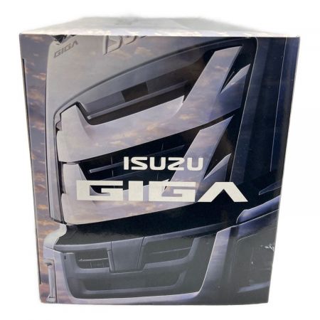 ミニカー 模型 1/43スケール ISUZU GIGA