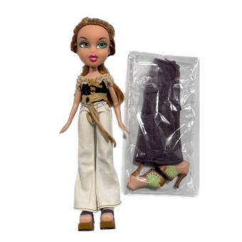 ドール BRATZ ヤスミン 着せ替えコスチューム付