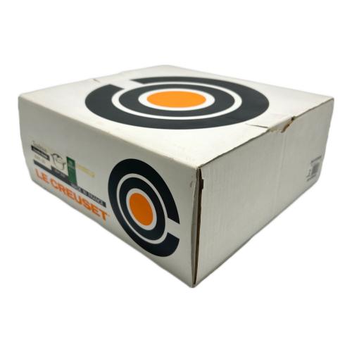 LE CREUSET (ルクルーゼ) 両手鍋 グリーン cocotte ronde 2.6L