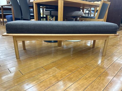 ニトリ ベンチ グレー 毛玉有 オークエスト 幅130cm