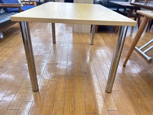 innovator (イノベーター) ダイニングテーブル ナチュラル×シルバー POLAR 幅135cm