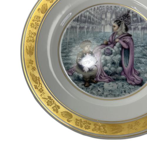 ROYAL COPENHAGEN (ロイヤル・コペンハーゲン) 飾り皿 雪の女王