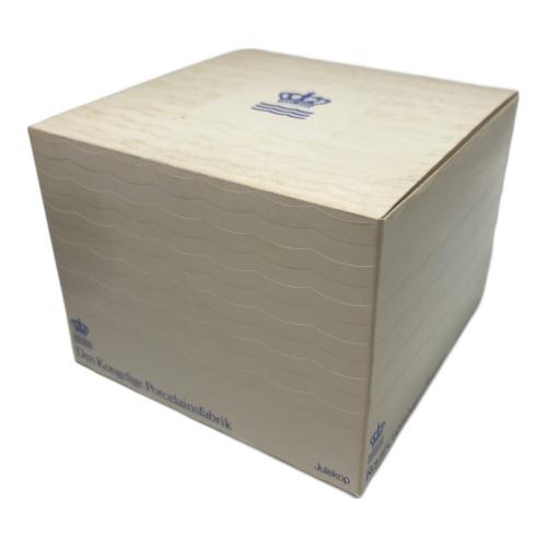 ROYAL COPENHAGEN (ロイヤル・コペンハーゲン) イヤーカップ&ソーサー 1981