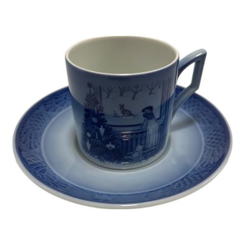 ROYAL COPENHAGEN (ロイヤル・コペンハーゲン) イヤーカップ&ソーサー 1982