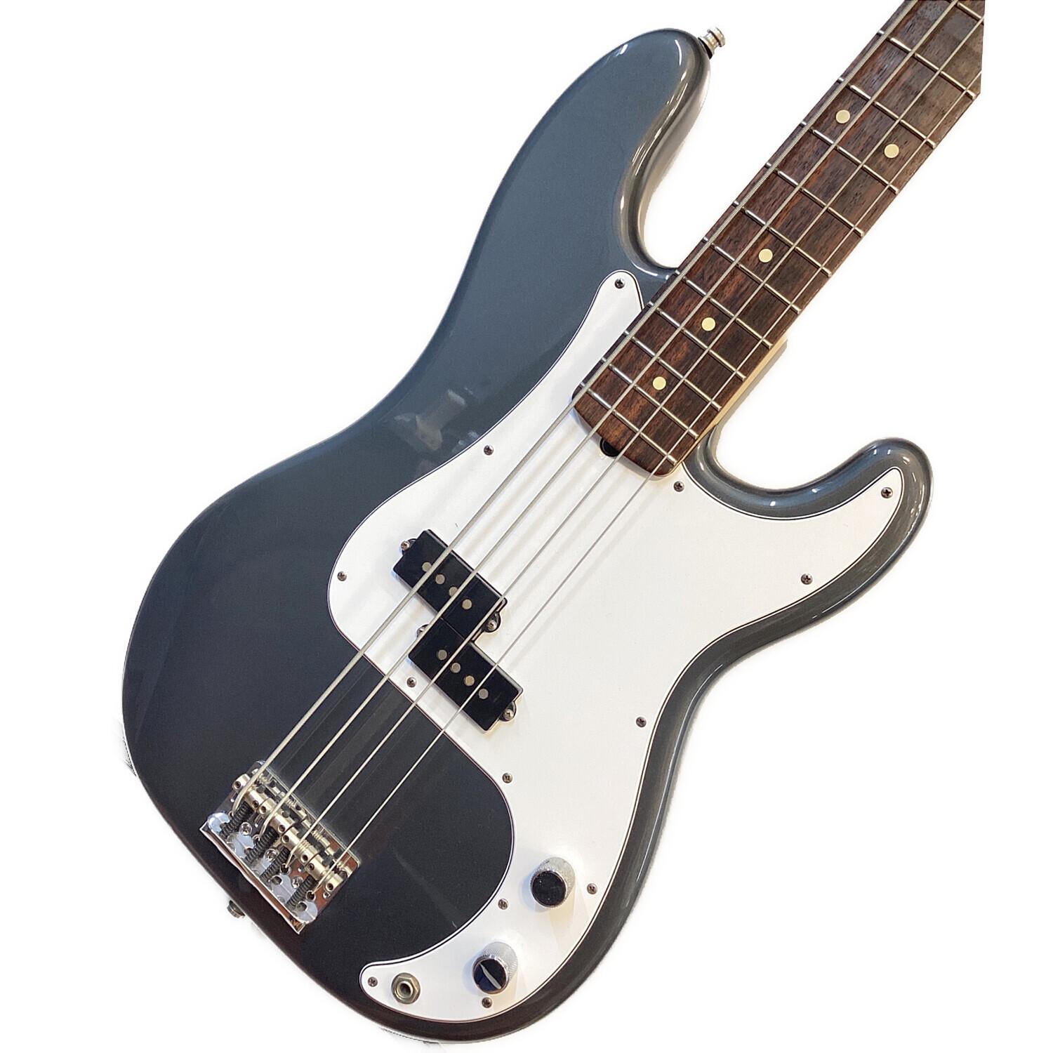フェンダーUSA プレシジョンベース Fender USA / American Performer Precision Bass Rosewood