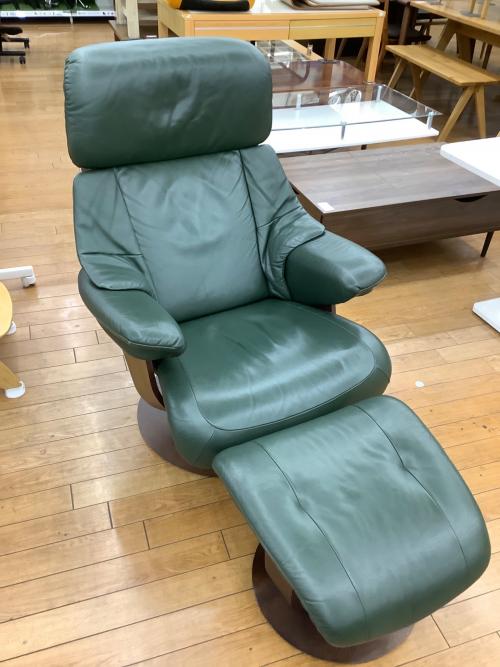 karimoku (カリモク) リクライニングチェアー THE FIRST  オットマン付