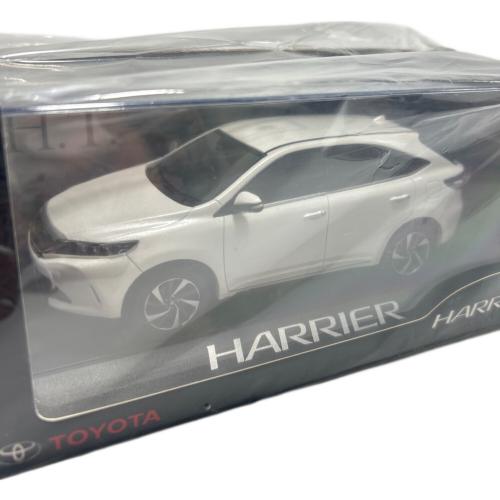 TOYOTA (トヨタ) モデルカー 1/30スケール 非売品 HARRER