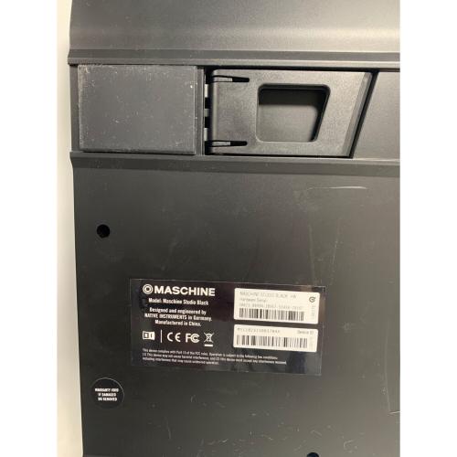 Native Instruments (ネイティヴ インストゥルメンツ) ビート制作システム Maschine Studio Black ※ソフトウェアライセンス-プロダクトコード有