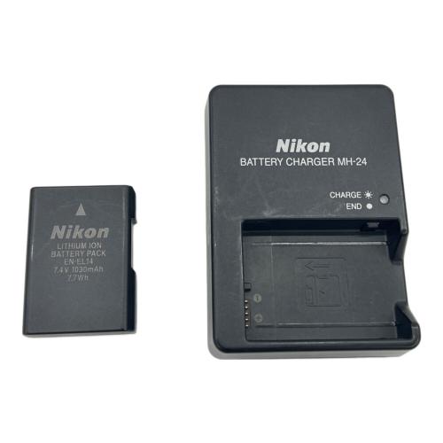 Nikon デジタル一眼レフカメラ AF-S DX NIKKOR 18-55mm f/3.5-5.6G VR/AF-S DX Zoom-Nikkor 55-200mm f/4-5.6G ED