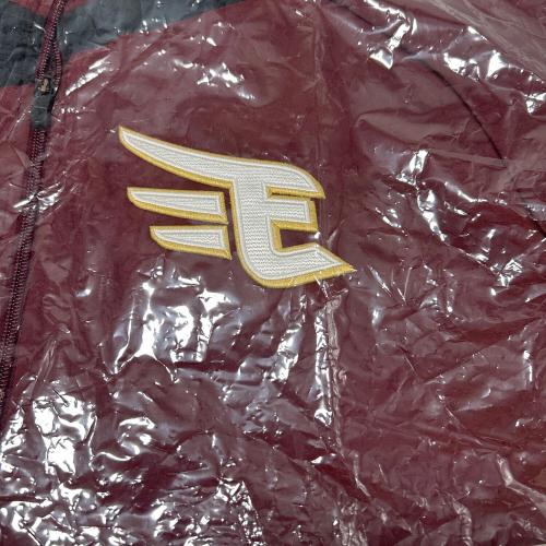 東北楽天ゴールデンイーグルス (トウホクラクテンゴールデンイーグルス) ウインドブレーカー メンズ SIZE L レッド 25楽天FCウインドブレーカー