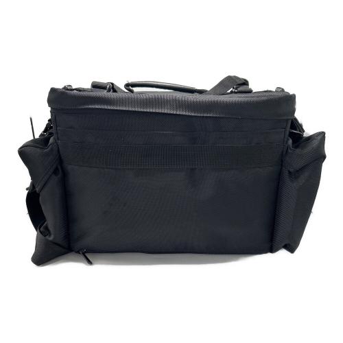 F.64 (-) ショルダーカメラバッグ ブラック