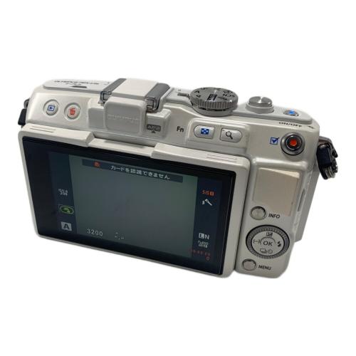 OLYMPUS (オリンパス) デジタル一眼レフカメラ PEN Lite E-PL6 レンズ・M.ZUIKO DIGITAL 25mm/ストロボ・4FS1